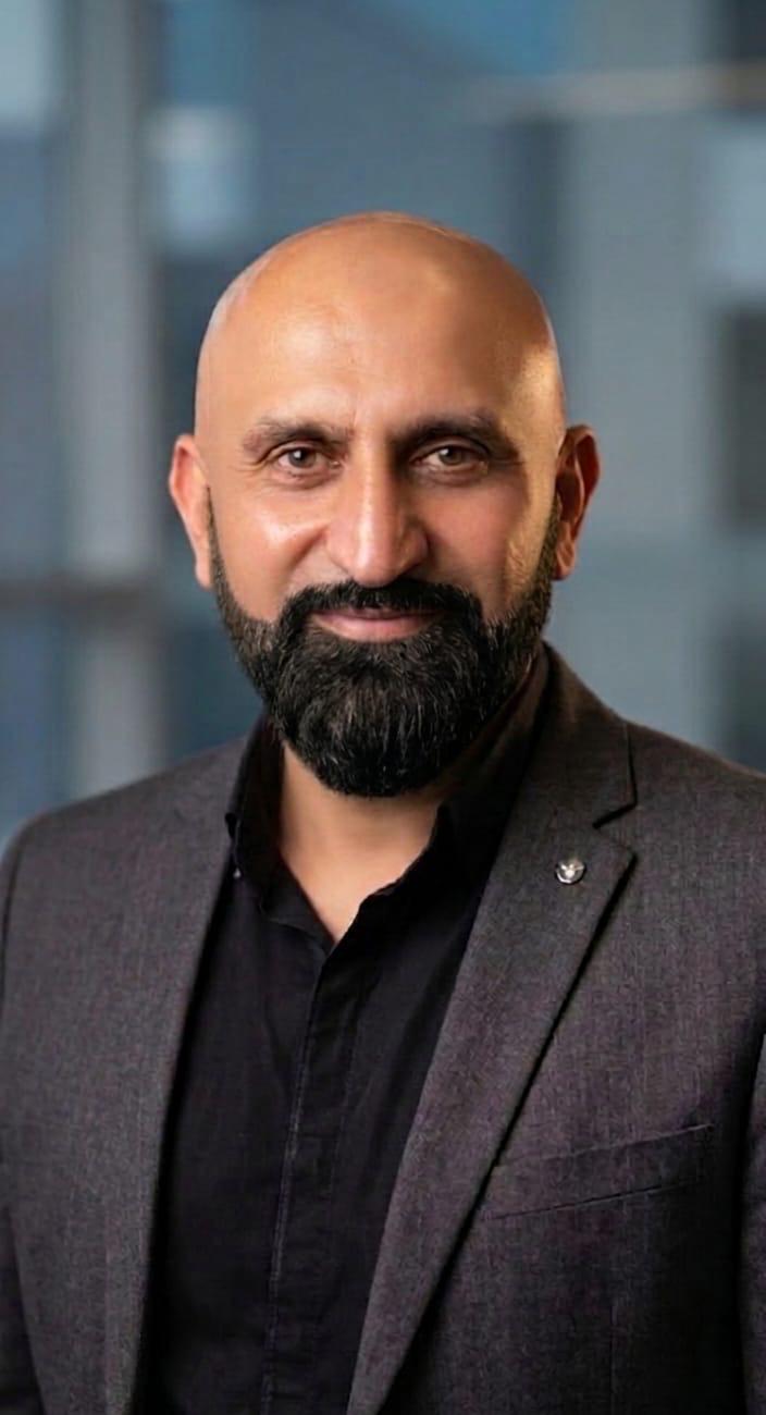 Hunain Vayani